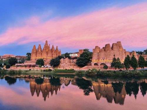 漫步云南|弥勒东风韵艺术小镇_艺术_东风韵景区攻略_建筑_礼物_倒立