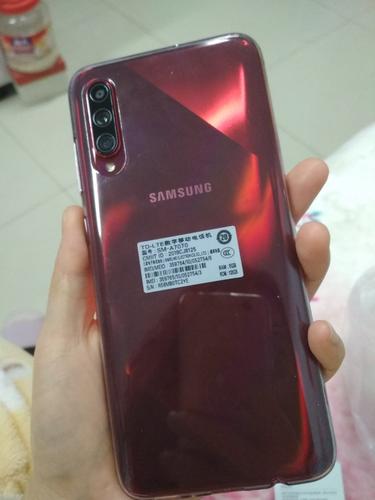 三星galaxy a70s (sm-a7070)炫目红 8 128g 6400万后置三摄 超长续航
