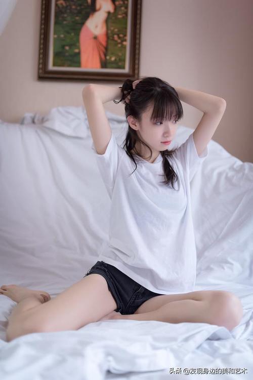 日系少女写真热裤白t女孩邻家小妹的清纯风
