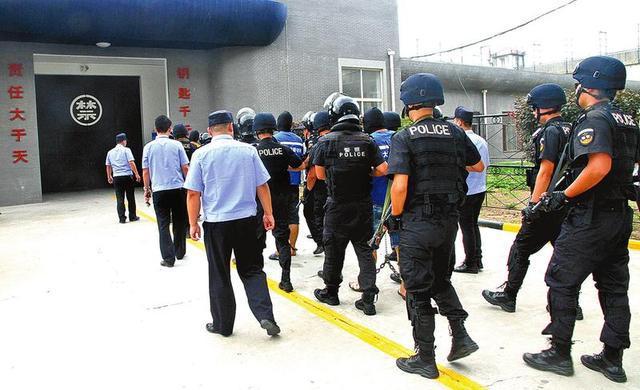 看守所放人的流程,家属接人要注意了