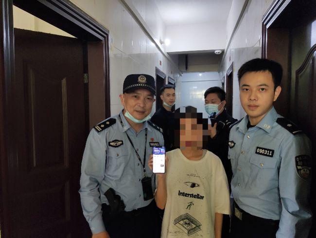 深圳女子遭假警察电诈,真警察赶到时发现正在"做视频笔录"