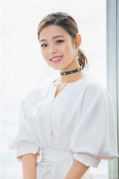 王莎莎经纪人是王莎莎广告代言代言费多