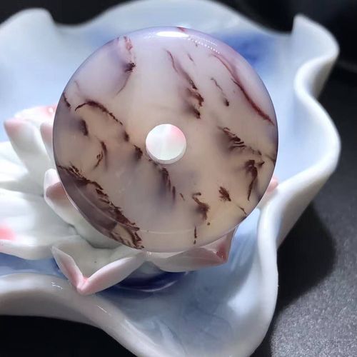 葡萄牙珊瑚玛瑙多少钱一克?珊瑚玛瑙手镯好吗?