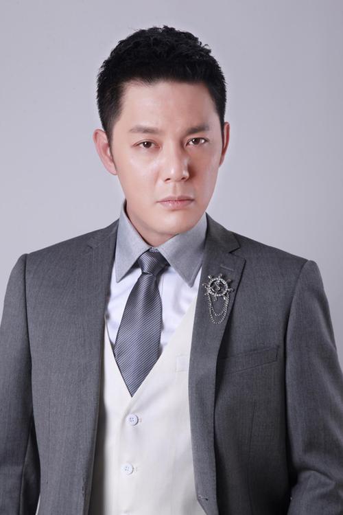 傅程鹏《铁核桃之无间风云》吸眼max硬汉特工气场全开