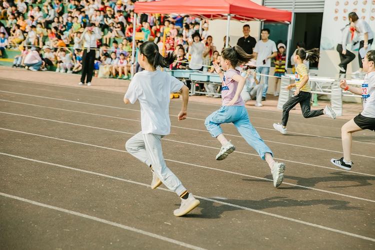 最美瞬间星洋学校第六届中小学生田径运动会照片征集top30