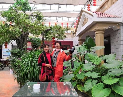 兰州市龙泉生态园11号大院开心快乐游!2018.9.27.