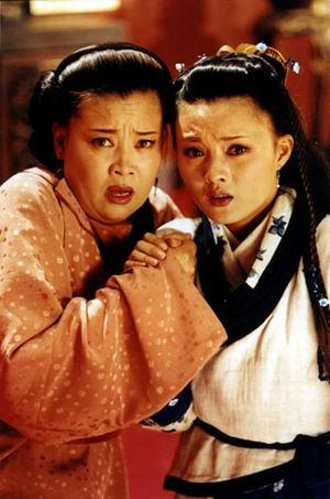 《皇嫂田桂花》剧照  果然,"私生女风波"一起,社会哗然