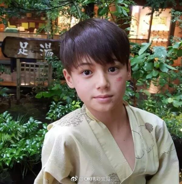 德日混血小男孩网络走红