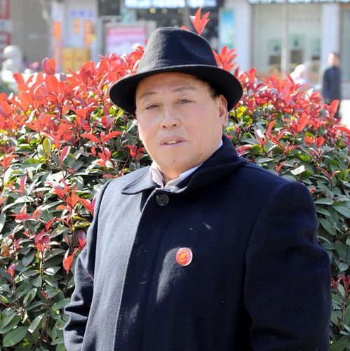 神州诗书画研究院朱绍昌副院长简介  朱绍昌