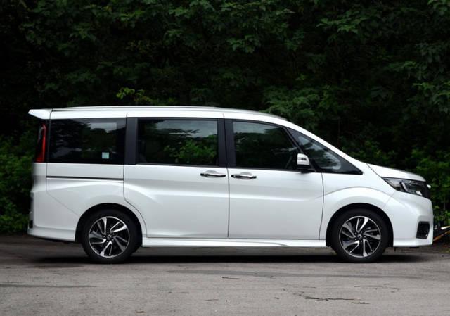 原创本田最强mpv有多强?17万有七座,八座,比埃尔法好用又便宜