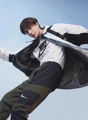 运动少年·王一博·最配nike