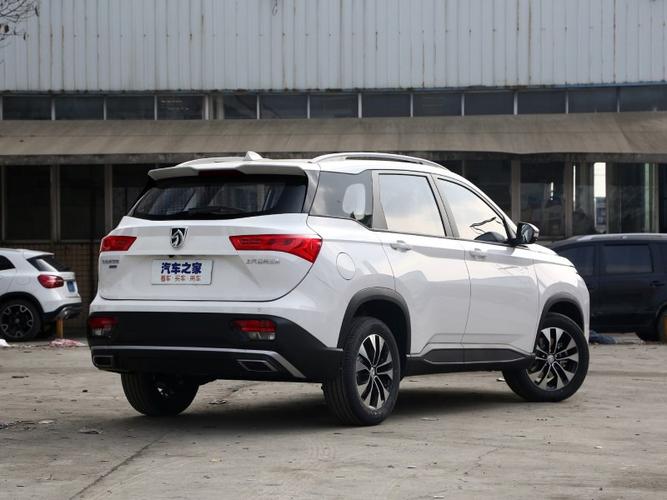 上汽通用五菱 宝骏530 2020款 1.5t cvt尊贵互联型 5座