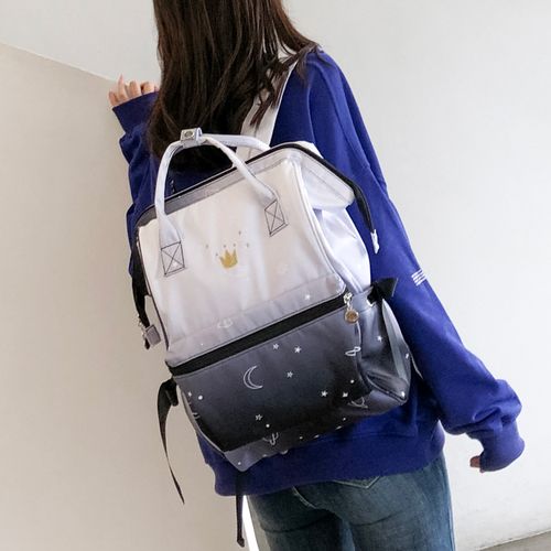 书包女初中生中学生小学生2021年新款大容量小众大学生双肩背包