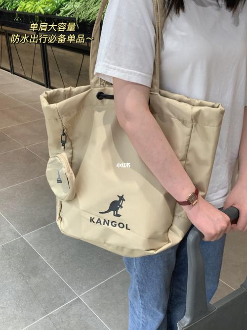 kangol 卡其色神仙托特包通勤必备