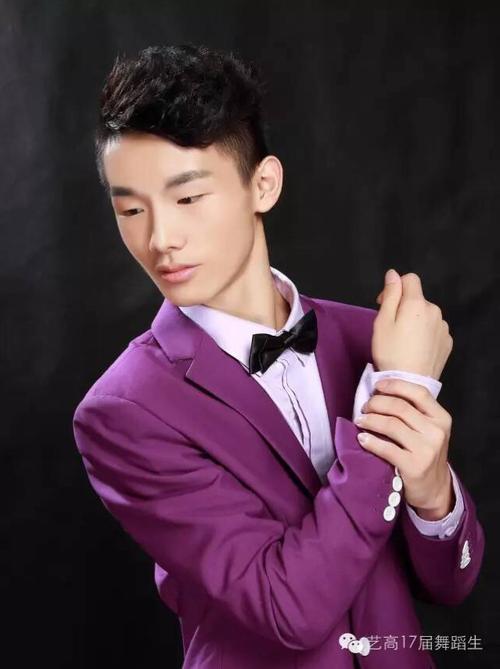 何英明 中国舞编导专业