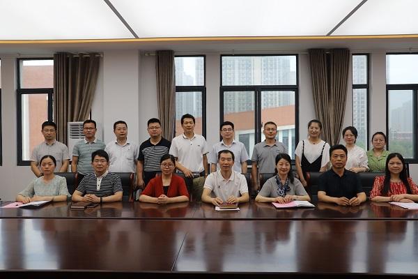 滁州市东坡中学举行市级课题德智体美劳全面育人质量评价实践研究开题