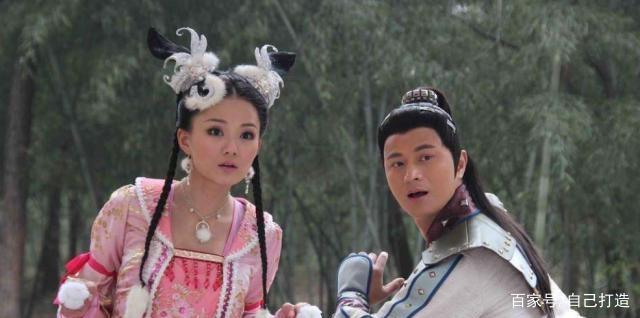 馨子超级美的古装,异域黛占公主,兔耳皮草套装白雪的