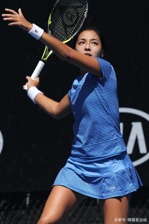 运动场高光时刻,女子网球比赛精彩瞬间!