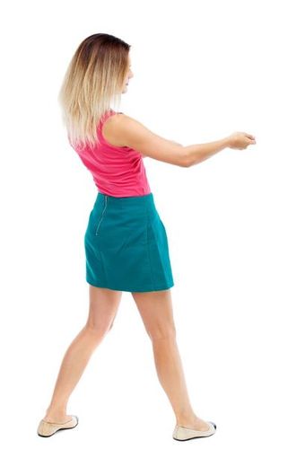 背面视角,站立,女孩,拉拽,绳索,上面,紧握