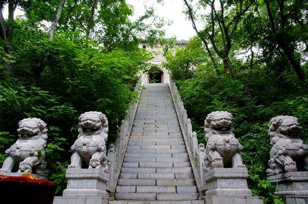 曲阜石门山森林公园