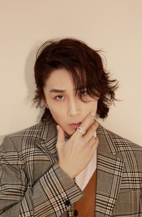 李承铉英伦风时尚写真图片帅气有型16