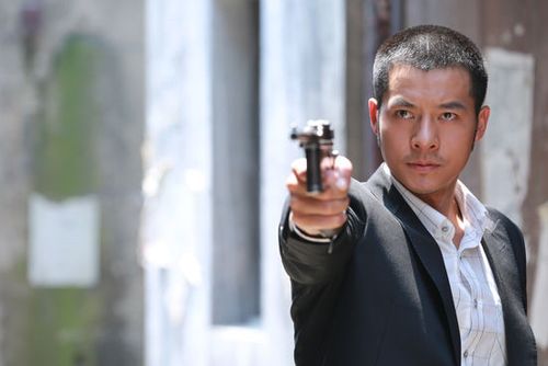 《危机迷雾》热播 阮柏霖实力圈粉演绎谍战男神