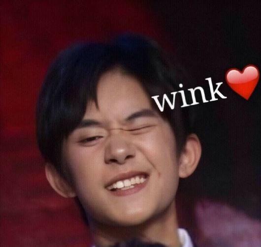 易烊千玺老婆专属头像!一换存万年!嘟嘟嘴的时候爱了爱了!