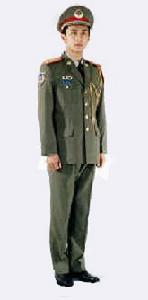 2,颜色:陆军:深棕绿色;海军:本白色;空军:深蔚蓝色.