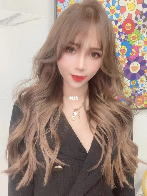 香槟金,超nice_香槟金_发色_印象城攻略_发色分享_时尚_发型