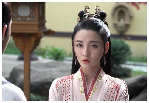 《灵域》之凌萱萱:纵然我忘记一切,也依旧记得我爱过你