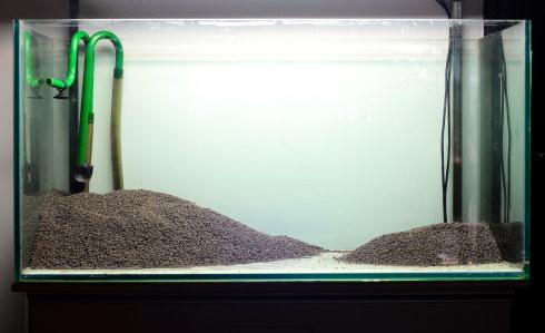 水草泥草缸开缸实例教程之一 本例采用尼特利原生态水草泥