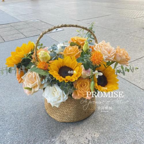 向日葵花篮_花篮_向日葵_promise壹诺倾城攻略_花店_自律_手提花篮