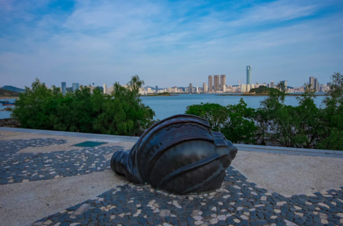 海沧湾公园里的充满海洋文化,闽南文化特色雕塑,处处透露着这个公园的