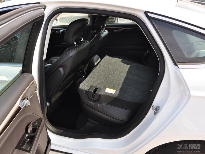 福特蒙迪欧 2013款 2.0t at豪华型(149kw)