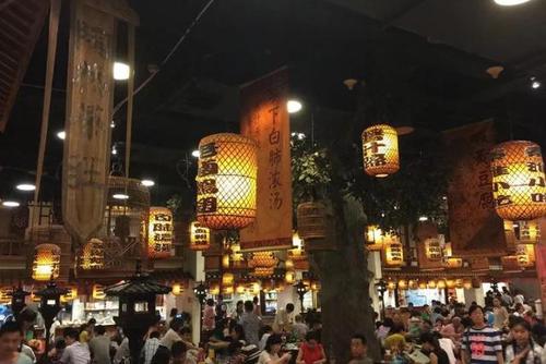 南京令人赞不绝口的美食街,被称"孩子们的天堂",却不是夫子庙