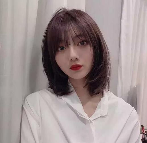 发型圆形篇:大圆脸适合什么发型?学会就能变成小瓜子哦