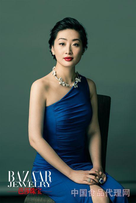 从青涩到成熟还原前首富千金宗馥莉的真实生活