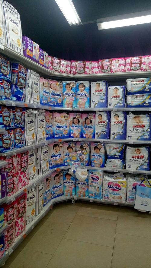 唐家墩店纸尿裤陈列