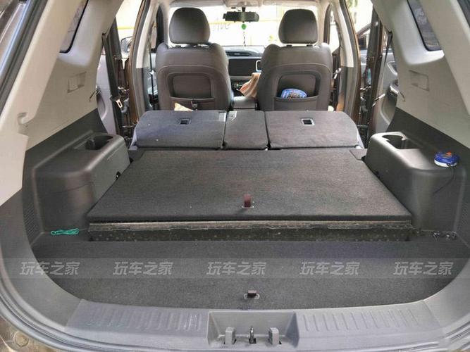 小长假怎么玩?车友把瑞虎8改装成床车自驾游更舒适