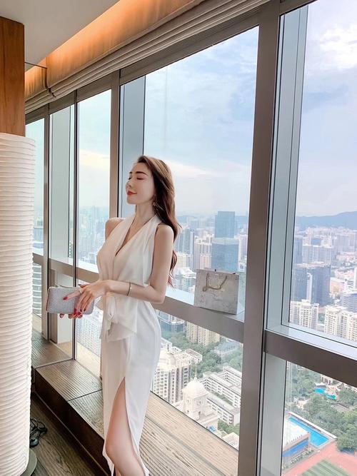 嘉儿韩版风港风性感风网红风轻奢风自拍风名媛风连衣裙旗袍针织毛衣