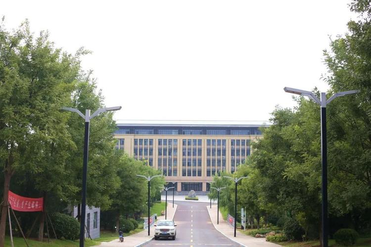 山东财经大学燕山学院