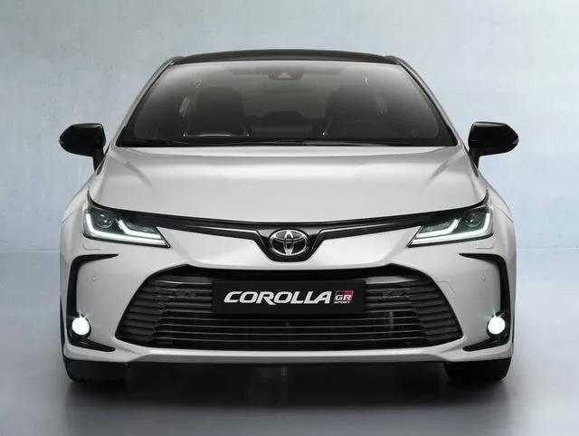 目标本田思域2022款丰田卡罗拉gr运动版到店配全新熏黑套件