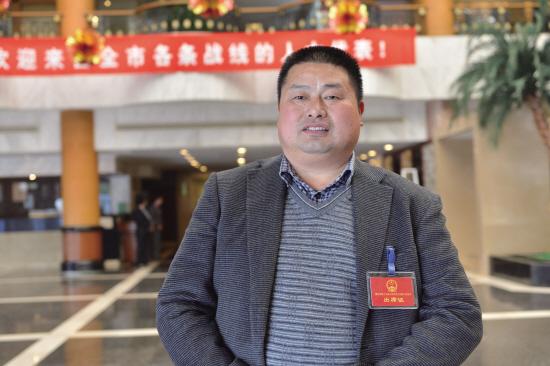 陈国君(市人大代表,三界镇沈湖村党支部书记)