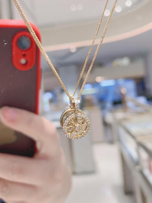 最爱的马车项链_项链_万象汇_珠宝_莱绅通灵怎么样_电影_设计_情定