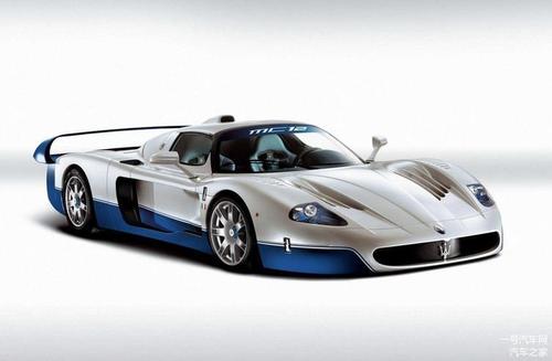 皇后",毕竟之前作为法拉利的"姐妹"品牌,玛莎拉蒂的跑车血统还是比较