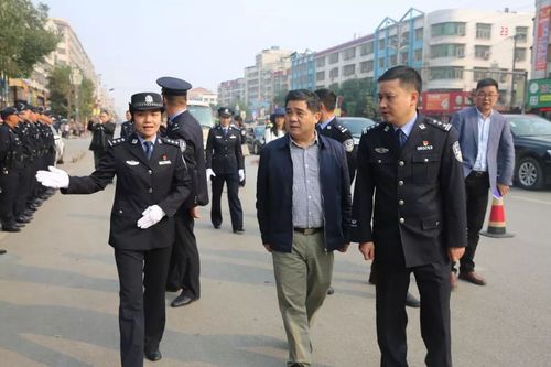 今日关注人民日报等中央媒体点赞邵东一村一辅警服务群众零距离工作