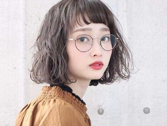 圆脸适合短发吗圆脸女生适合短发吗