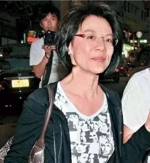 平民姑娘李天颖嫁香港豪门斗悍匪赶小三接盘老公百亿家产