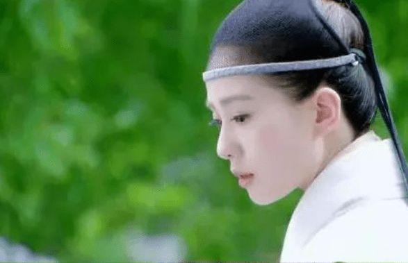 白鹿vs刘诗诗?《玉春楼》撞衫《女医》,谁是明制汉服代表作?