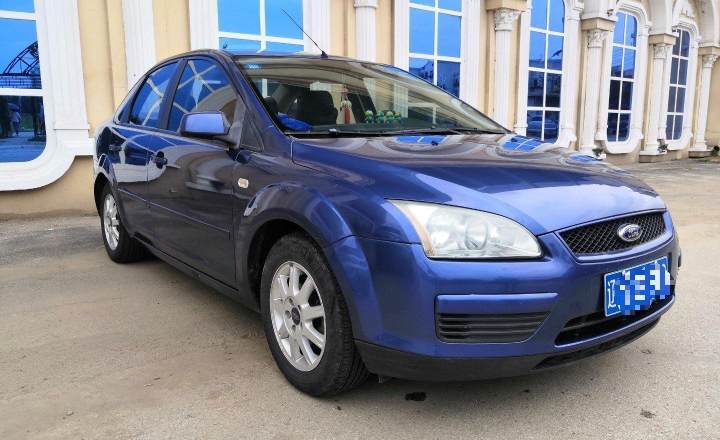 抚顺二手福克斯 2006 款 三厢 1.8mt舒适型 蓝色 - 小猪二手车